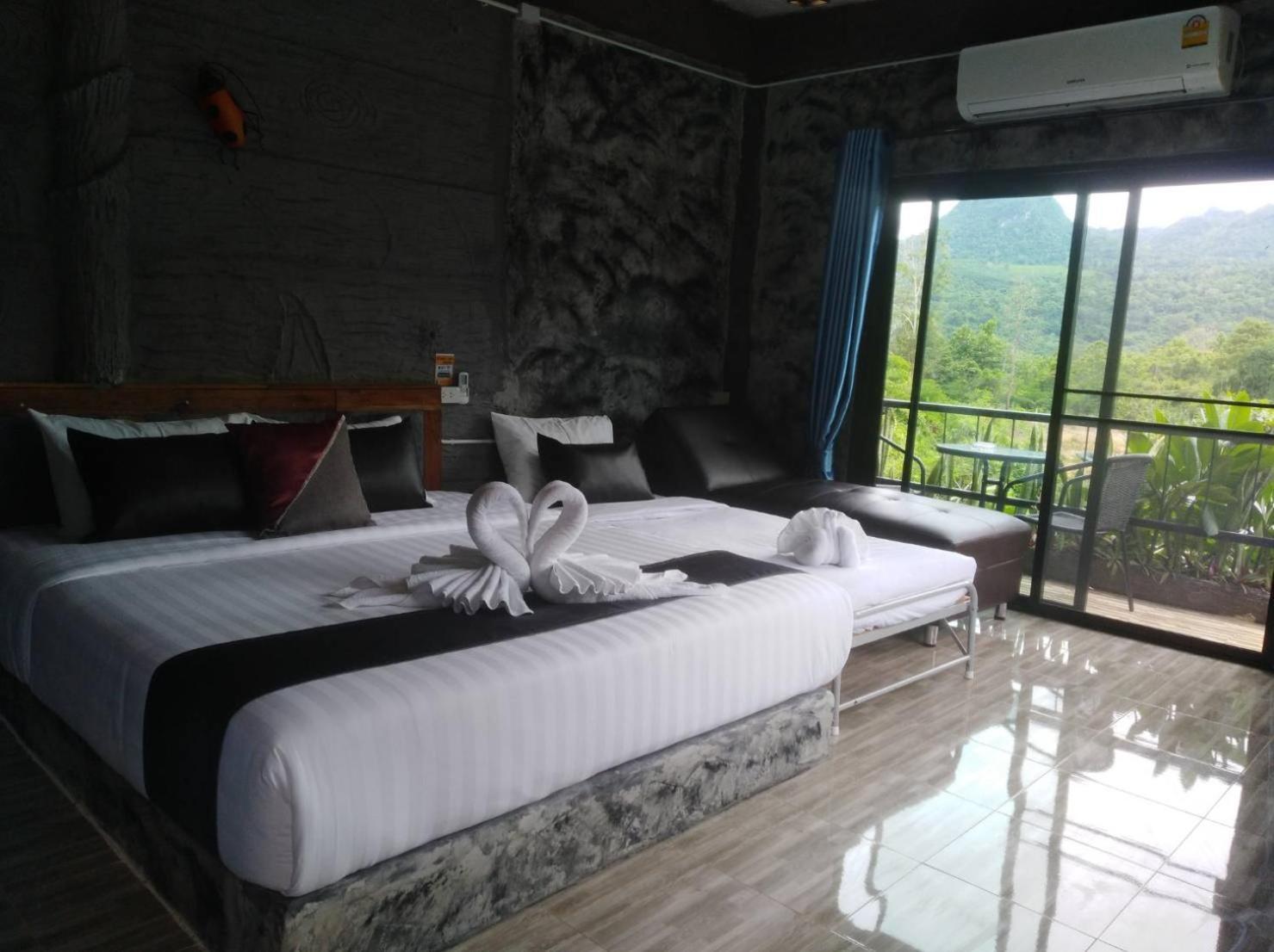 Keeree Loft Resort Thong Pha Phum Zimmer foto