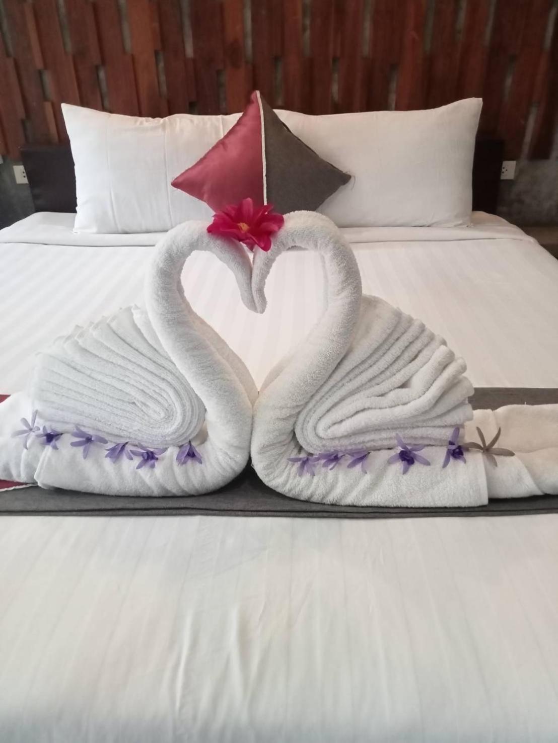 Keeree Loft Resort Thong Pha Phum Exterior foto