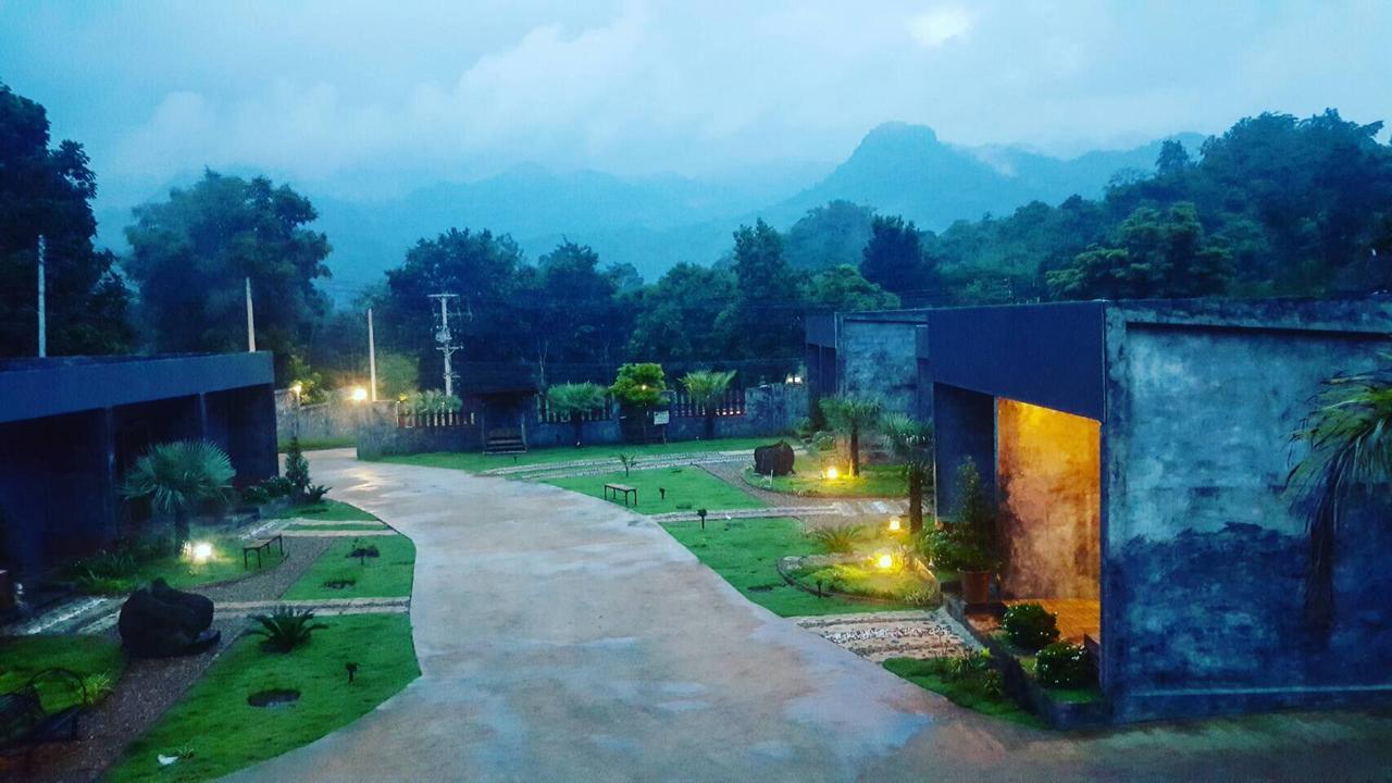 Keeree Loft Resort Thong Pha Phum Exterior foto