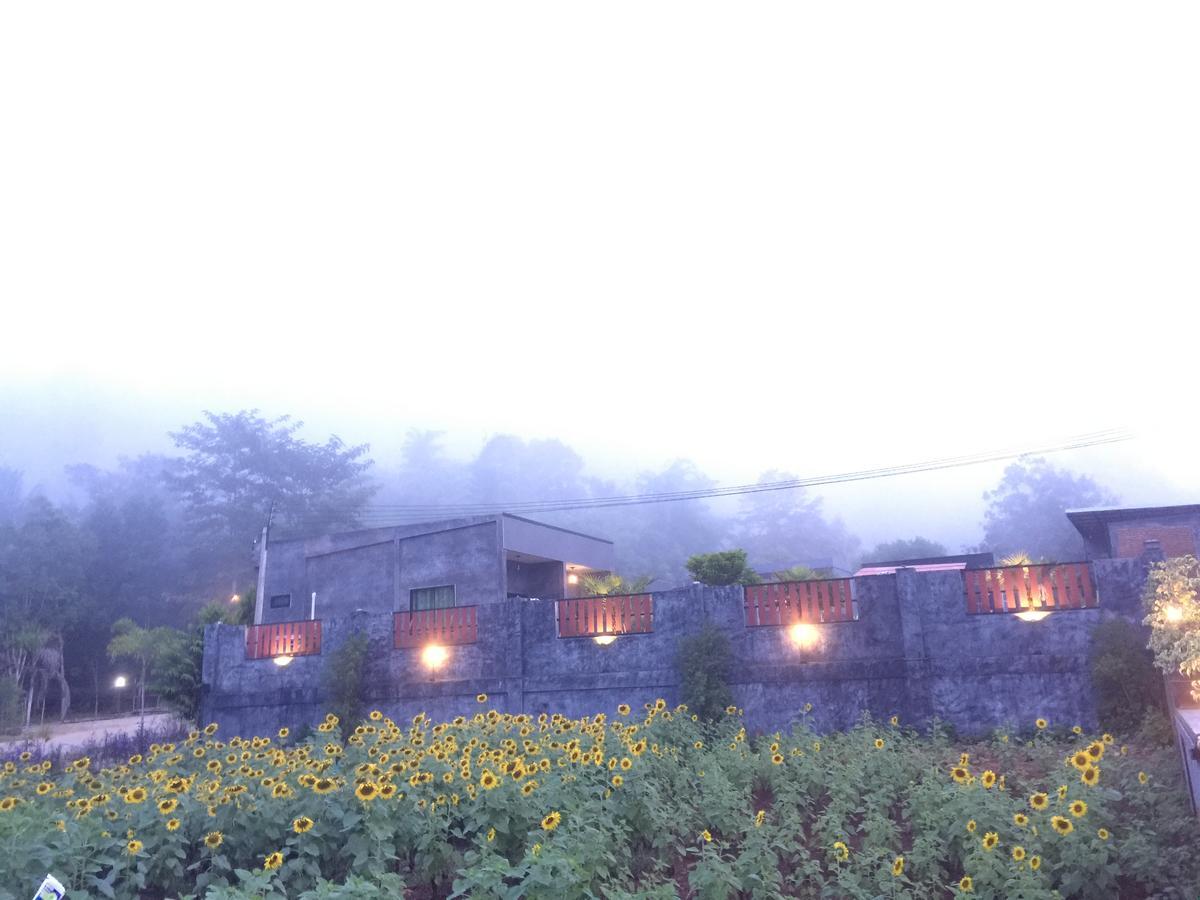 Keeree Loft Resort Thong Pha Phum Exterior foto